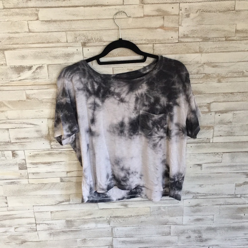 Grey and white tye die Flowy T-shirt with pocket